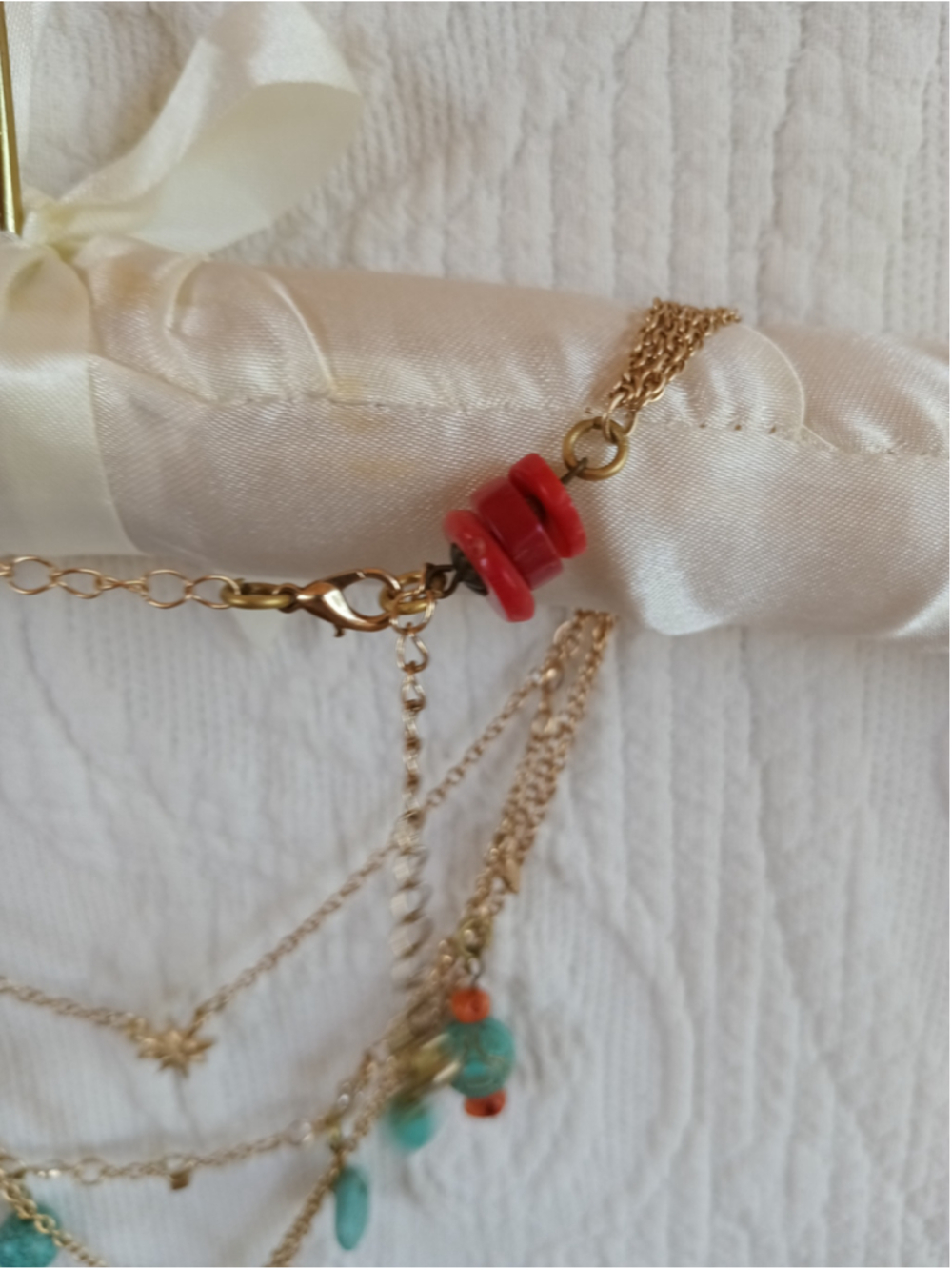 Inlaid Yak Bone Pendant on Layered Gold Plated chain Turquoise howlite red coral - Picture 9 of 11
